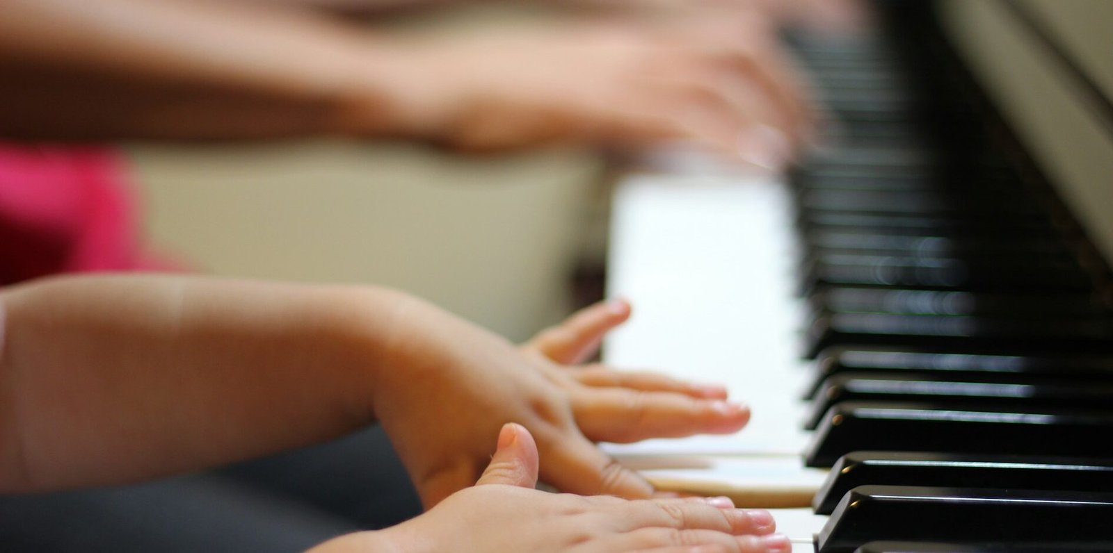 piano quatre main lucas drifter